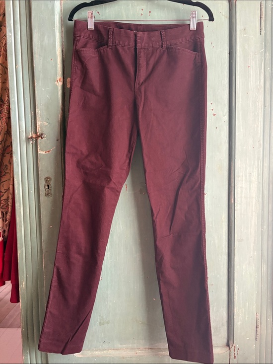 Old Navy Pants - Old Navy Women's Ankle-Length Pants in Deep Burgundy